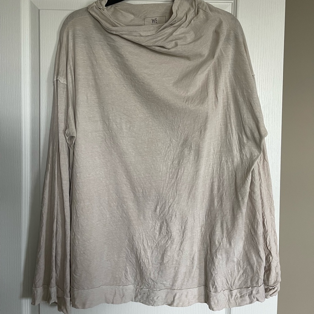 Free People 💎 We the Free bell sleeve top